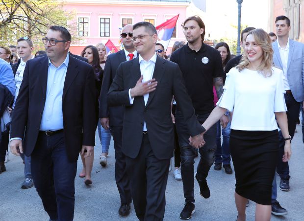 Јеремић: Шетња уочи изборне тишине београдским улицама